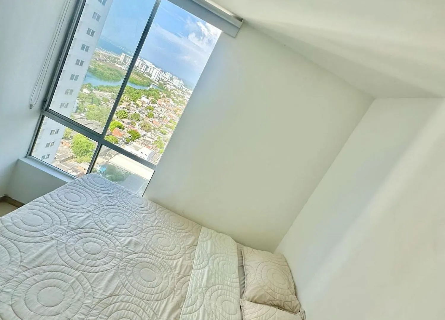 3Br 2Balconies Sea View Pool Near The Airport And Beach Cartagena Apartment
