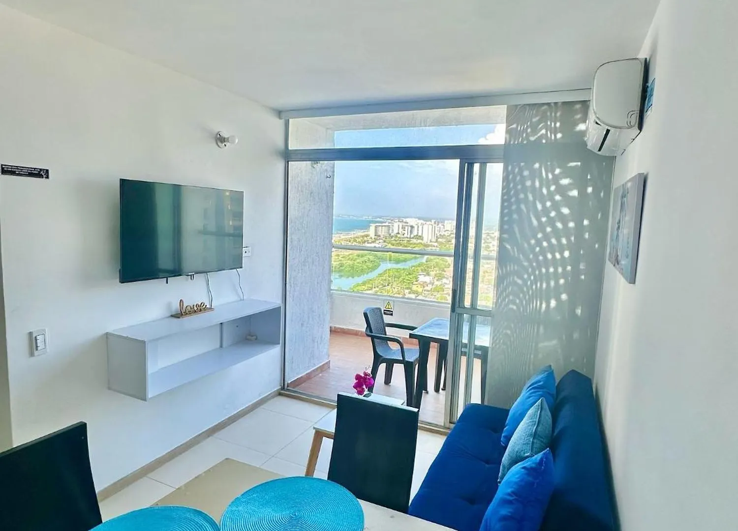 3Br 2Balconies Sea View Pool Near The Airport And Beach Cartagena 0*,  Colombia